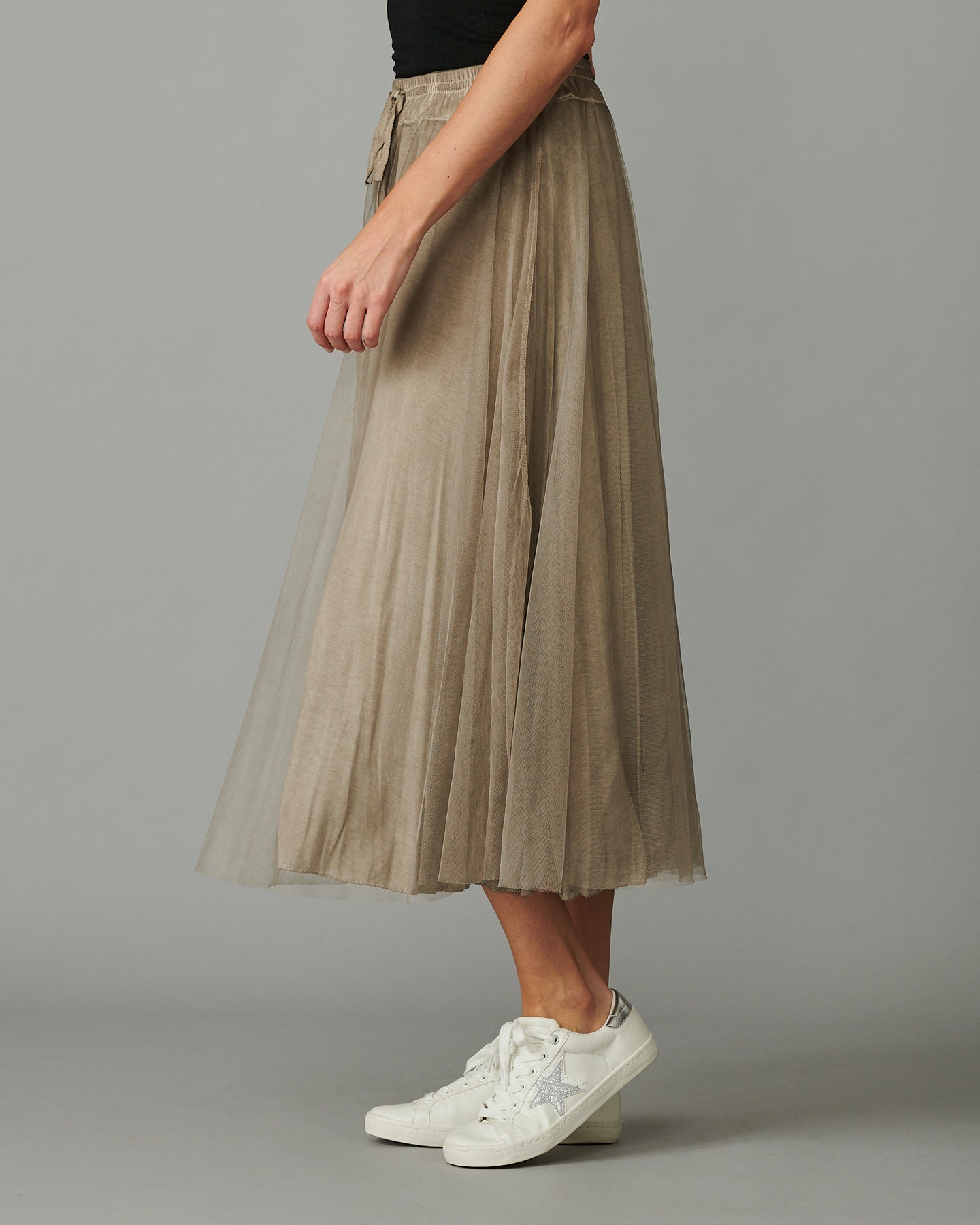 Pleated tulle deals skirt